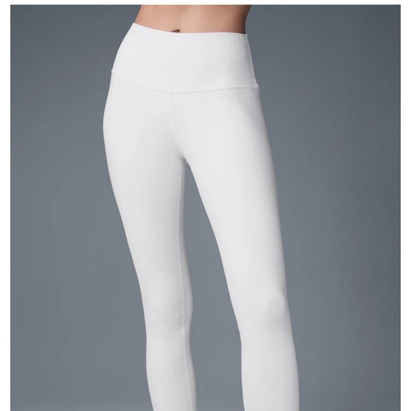 ALO Yoga Classic White Leggings - Picture 3 of 8